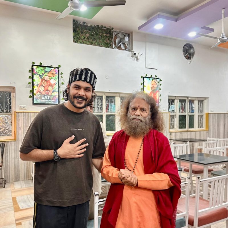 acharya mahi with Pujya swami chidanand saraswatiji